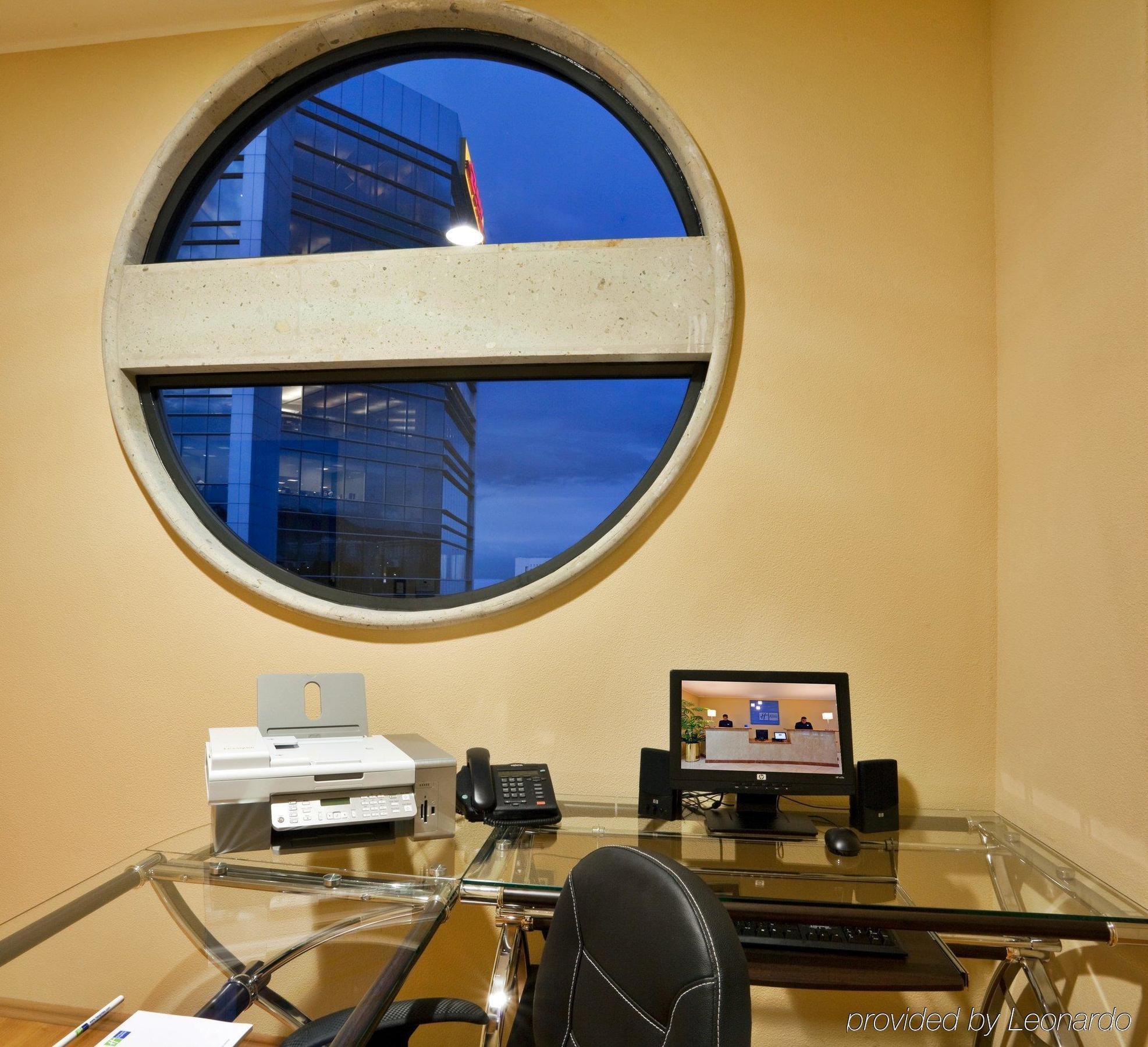 Holiday Inn Express Mexico Santa Fe By Ihg Udogodnienia zdjęcie